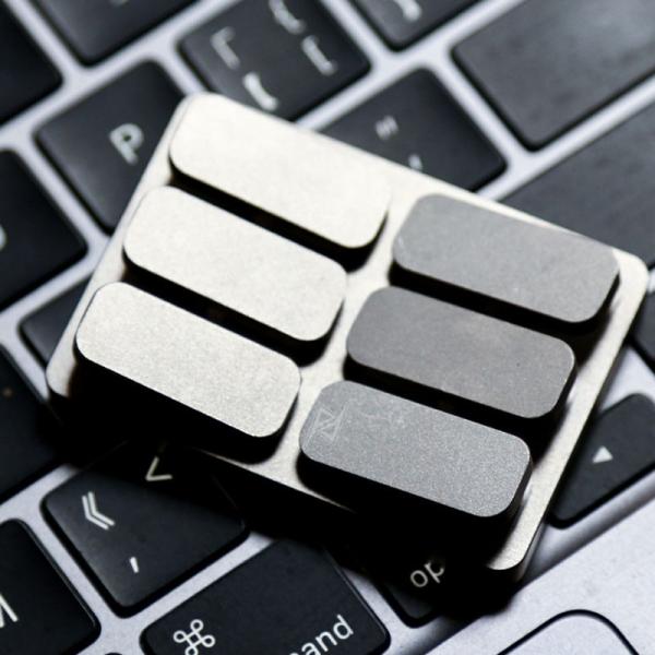 فیجت فشاری فلزی 6-Key Metal Press Fidget
