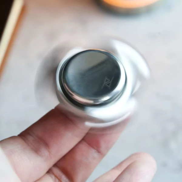 فیجت اسپینر فلزی 3-Point Silent Gyro Rotator