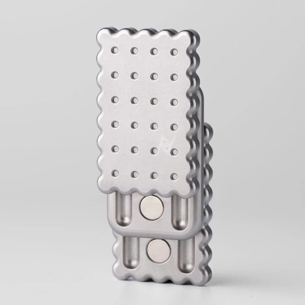 فیجت اسلایدر فلزی Three-Layer Magnetic Biscuit Slider Fidget